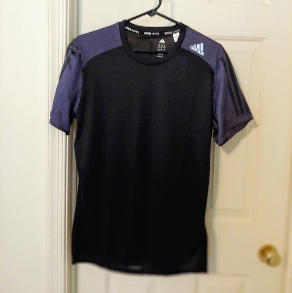 💥3/$25 - Addidas Running Shirt💥 - Picture 5 of 5